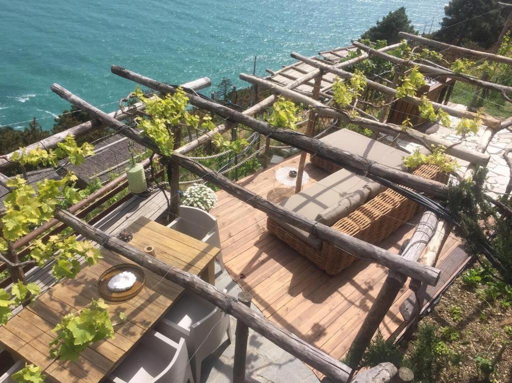 리오마기오레 Refuge Uwabio Organic Vineyard Cinqueterre 빌라 외부 사진