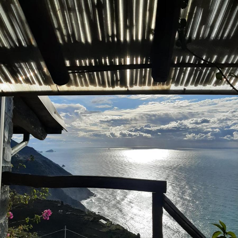 리오마기오레 Refuge Uwabio Organic Vineyard Cinqueterre 빌라 외부 사진