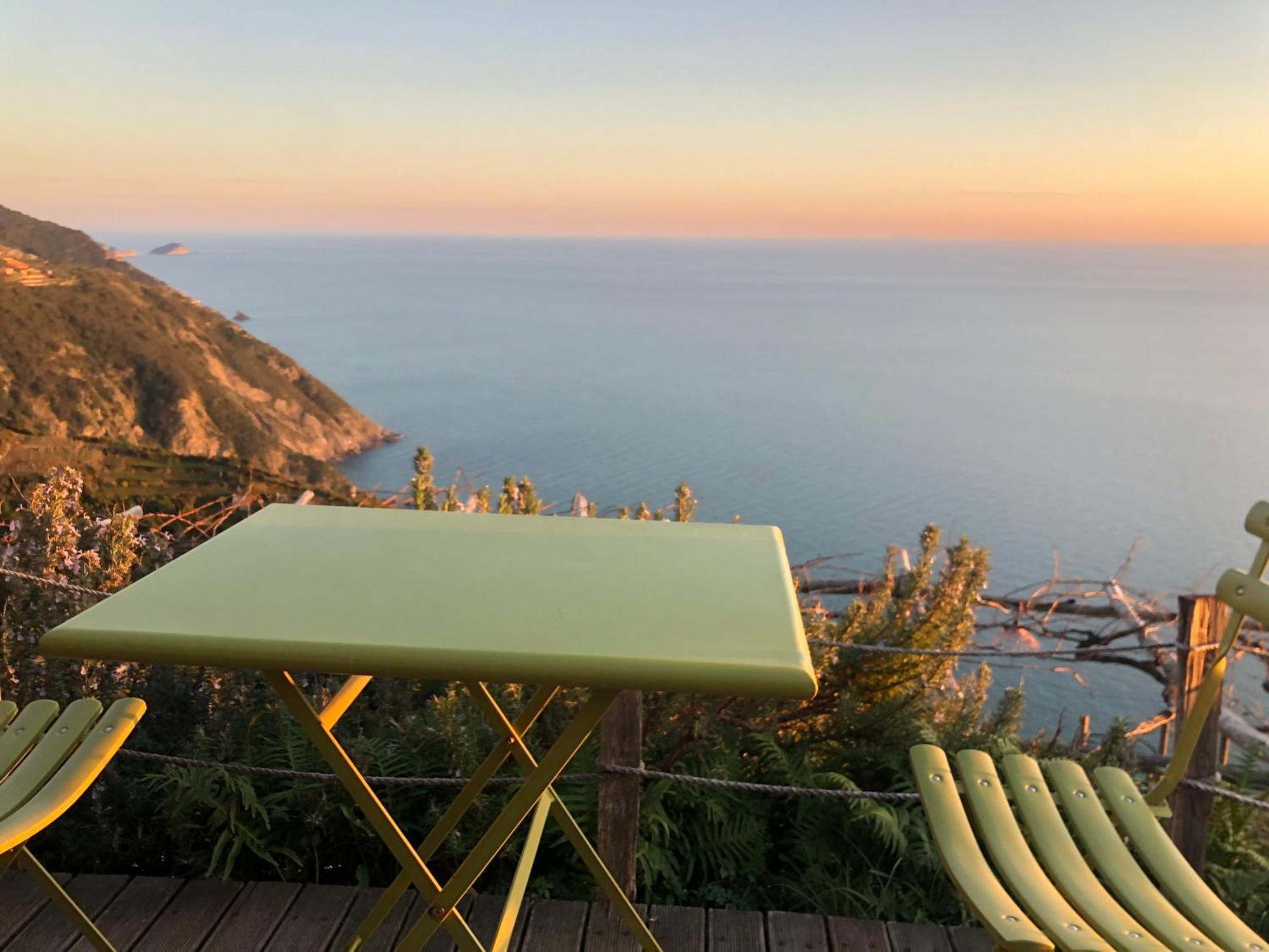 리오마기오레 Refuge Uwabio Organic Vineyard Cinqueterre 빌라 외부 사진
